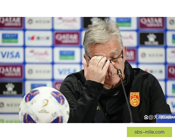 中国男足主帅伊万科维奇面临巨大压力球队成绩受关注